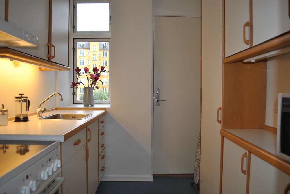 Cucina in camera (Appartamento, 1 camera da letto, sul cortile)