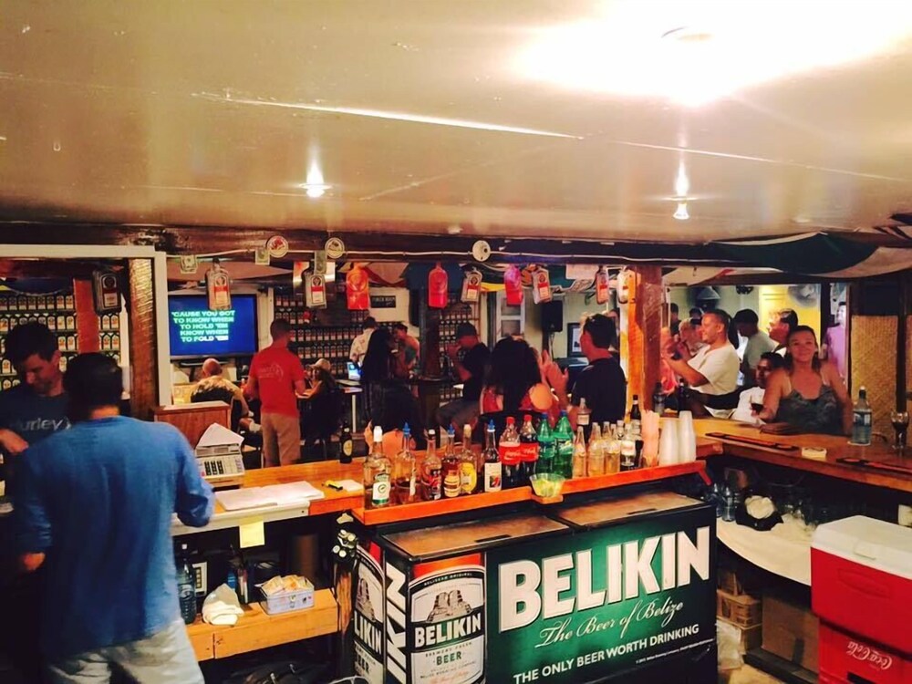 Hotel Bar