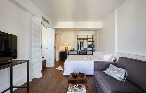 Hotel Delamar - Adults Only