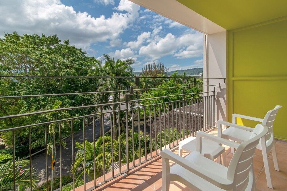 Guestroom View