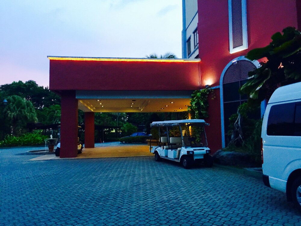 Hotel Front