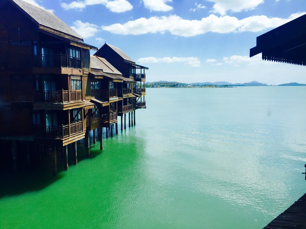 Guestroom View