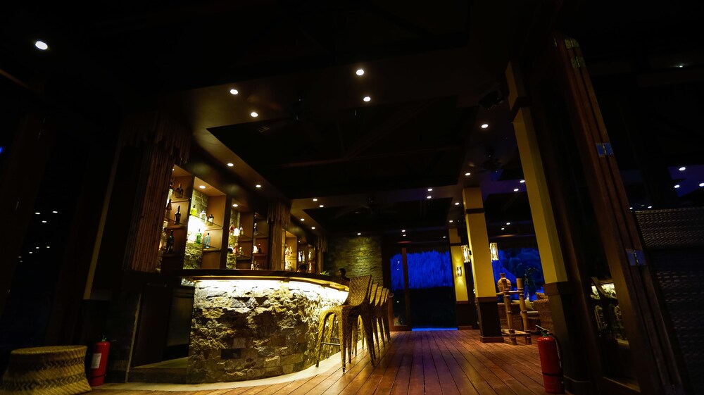 Hotel Bar