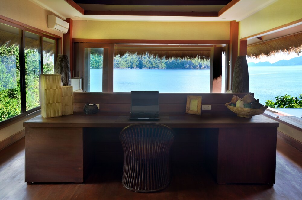 In-Room Business Center