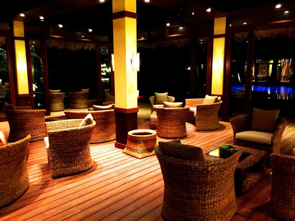 Hotel Bar