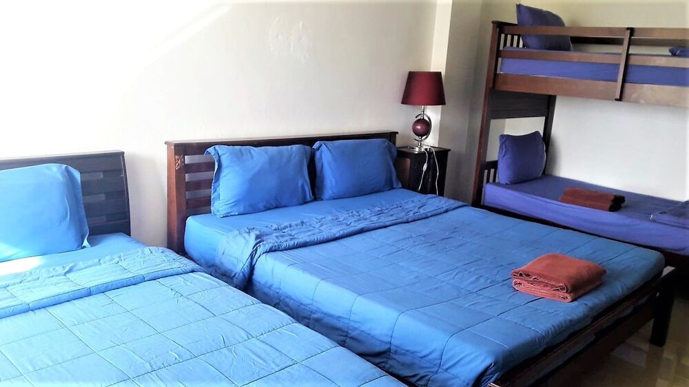 객실 내 편의 시설 (One bedroom Apartment for family of 5 with balcony)