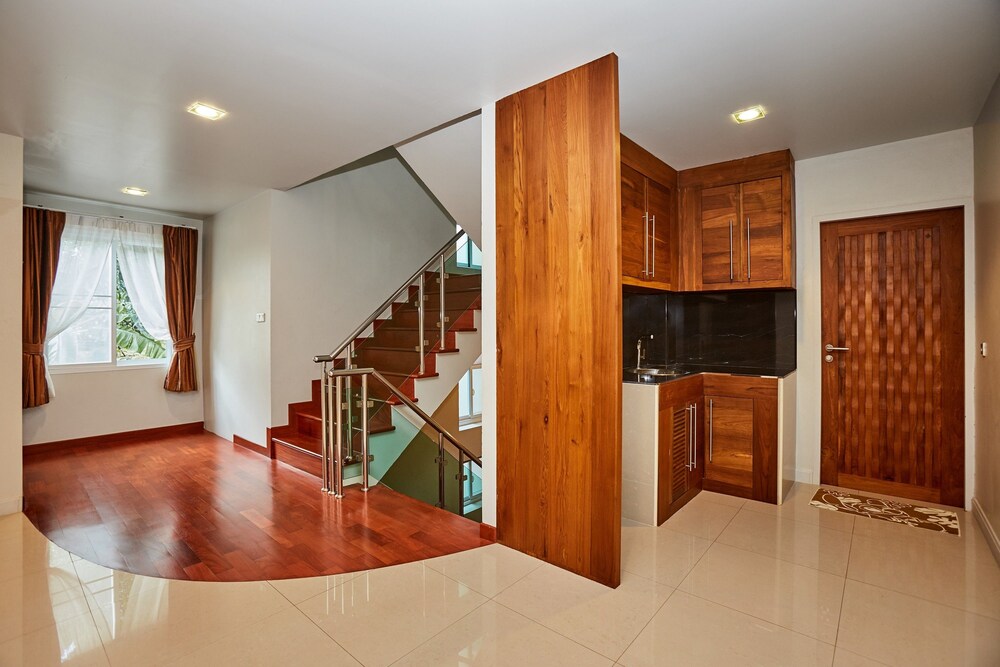 객실 (5 Bedrooms Villa)