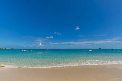 Le Temps des Cerises Hotel Beach