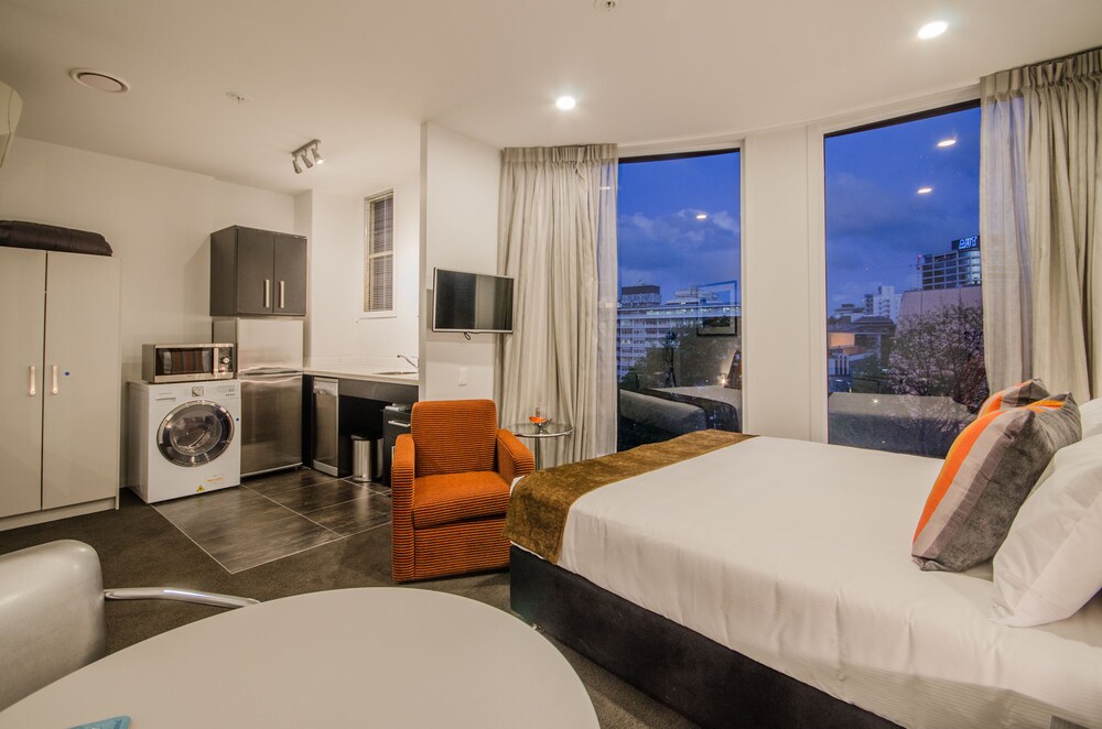 Executive Studio, City View (Apartment) - Guestroom