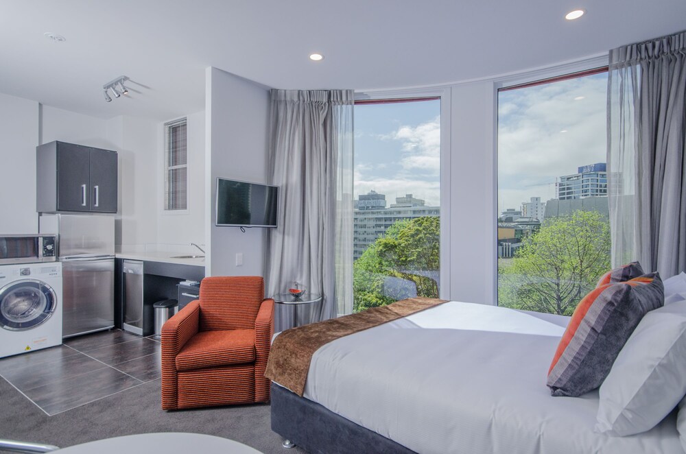 Executive Studio, City View (Apartment) - Guestroom