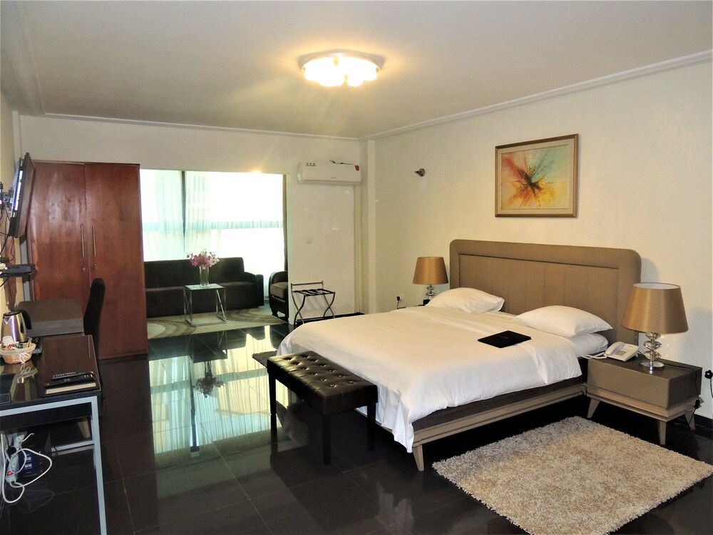 Suite, Kitchenette, Jetted Tub - Guestroom