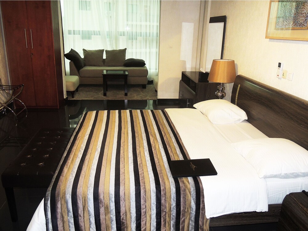 Suite, Kitchenette, Jetted Tub - Guestroom