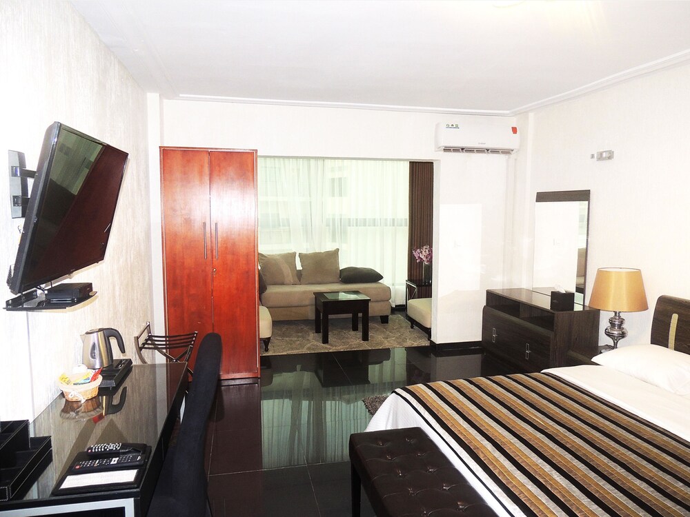 Suite, Kitchenette, Jetted Tub - Guestroom