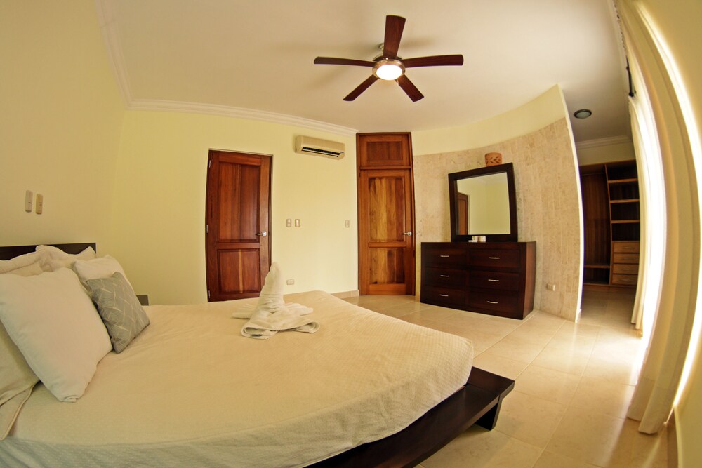 Two Bedroom Apartment - Guestroom