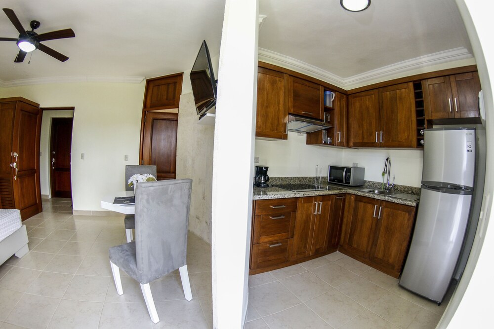 Studio - In-Room Kitchen