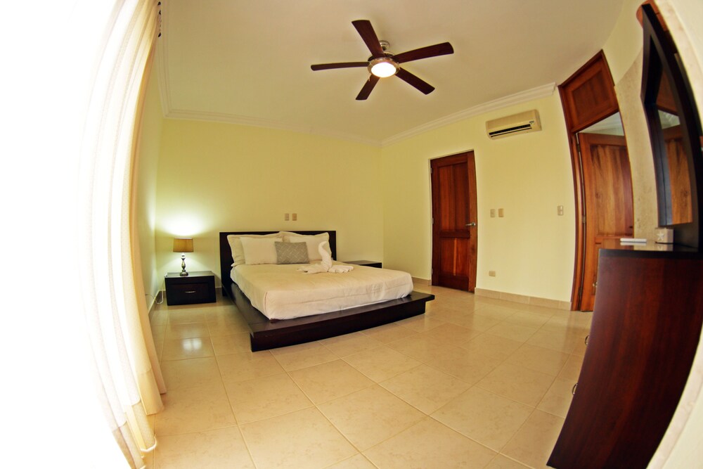 Two Bedroom Apartment - Guestroom