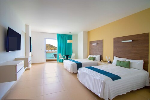 Pacific Palace Beach Tower Hotel