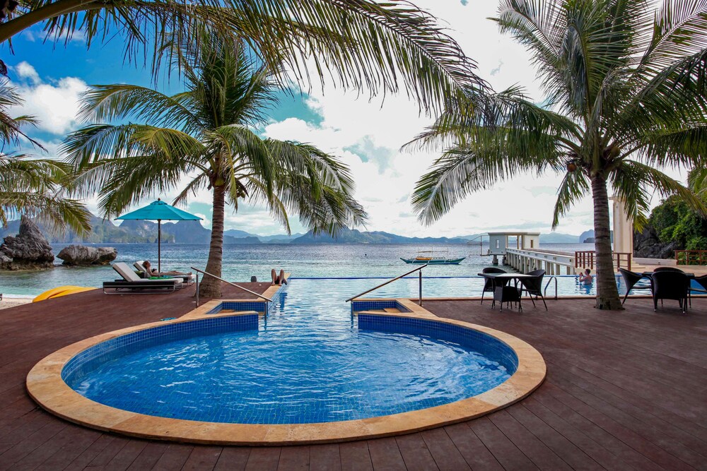 Infinity Pool