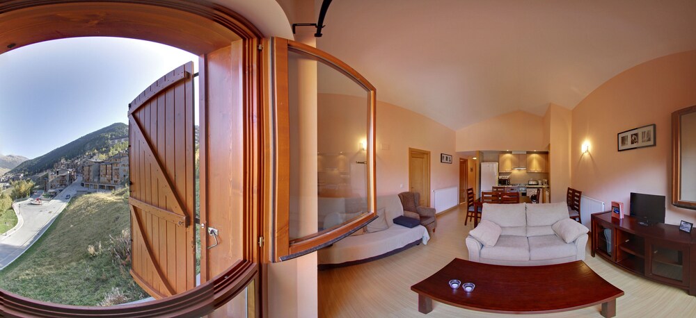 Habitación: Apartamento, 3 habitaciones, vistas a la montaña