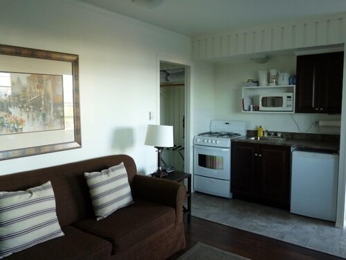 Cottage, 1 Bedroom, Ocean View - In-Room Kitchen