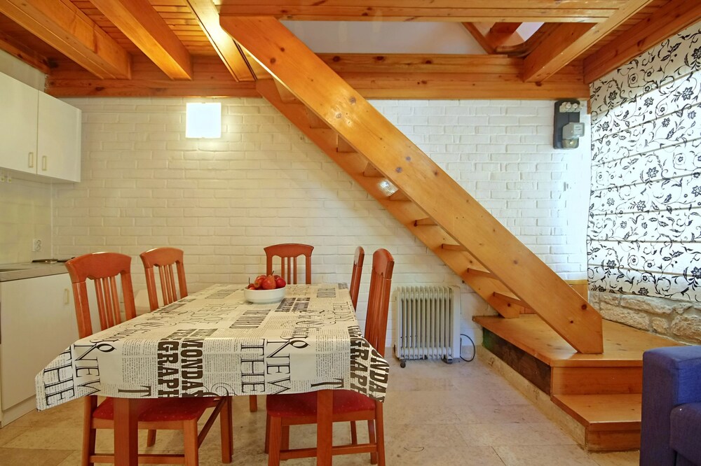 Townhome, 2 Bedrooms, Balcony, City View - In-Room Dining