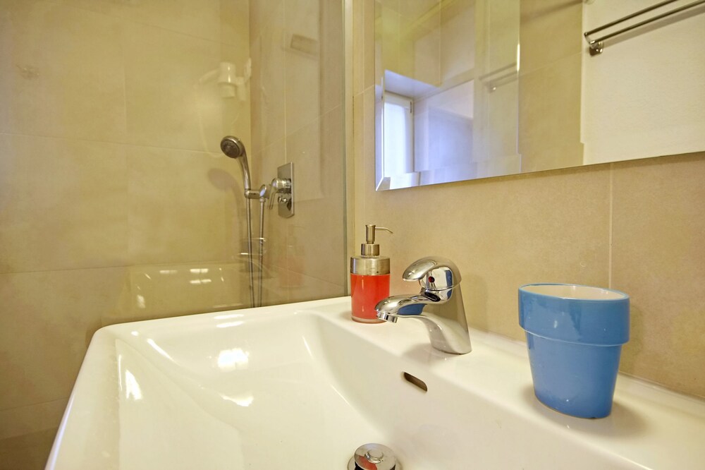 Townhome, 2 Bedrooms, Balcony, City View - Bathroom
