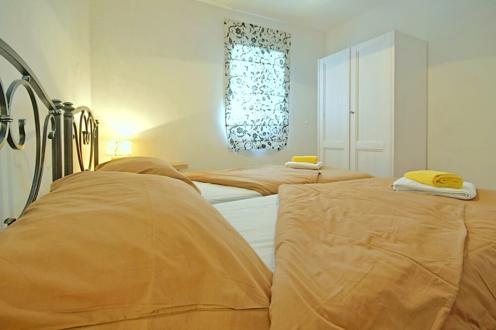 Townhome, 2 Bedrooms, Balcony, City View - Guestroom