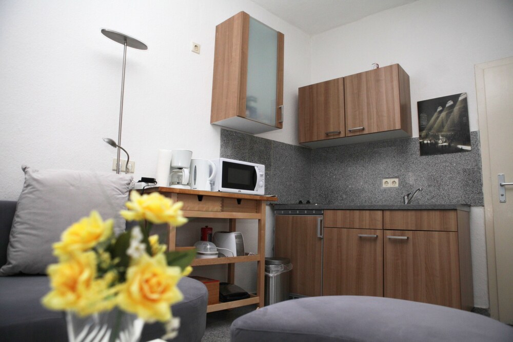 Küche im Zimmer (Studio, Stadtblick (Dibergstraße 50))