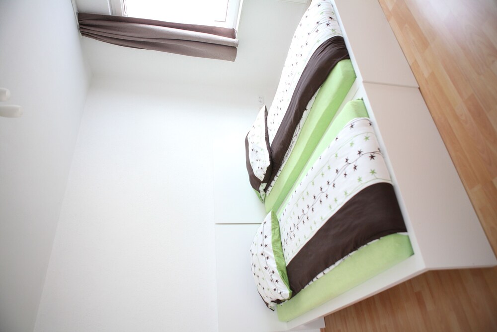 Zimmer (Apartment, 2 Schlafzimmer, Stadtblick (Apartment am Ring | Johanniterstr. 31))
