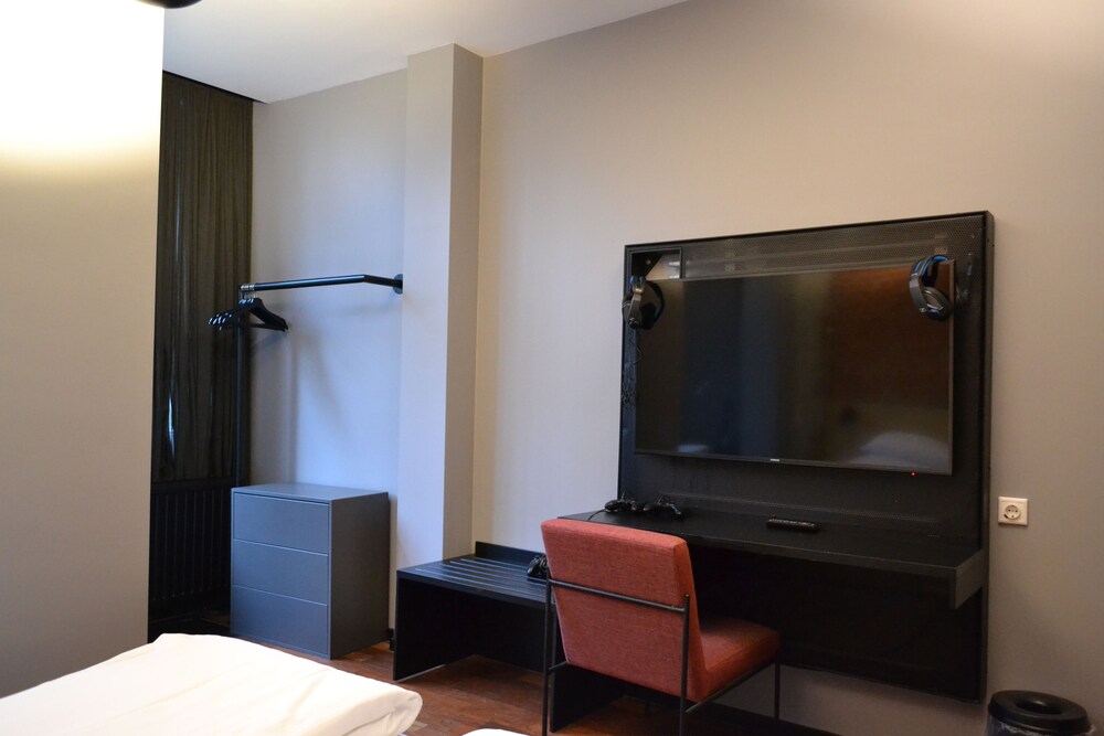 Guestroom View