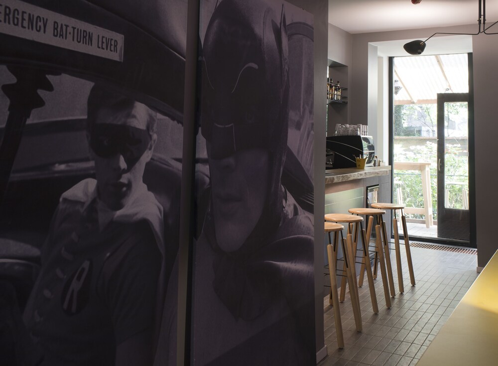 Hotel Bar