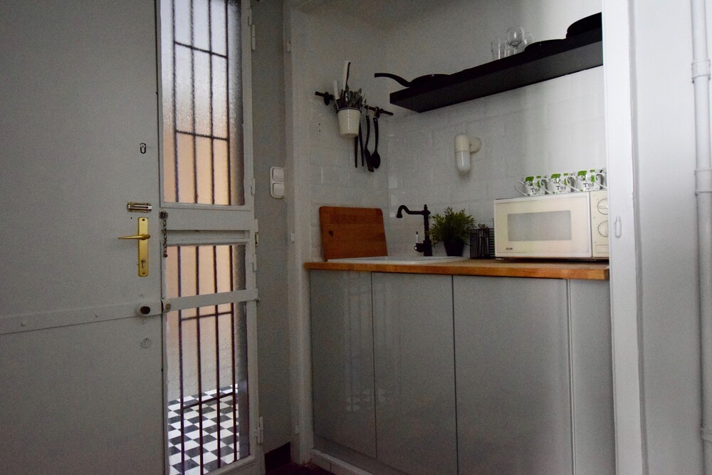 객실 내 간이 주방 (Apartment 29 (1052 Budapest, Regiposta utca 13))
