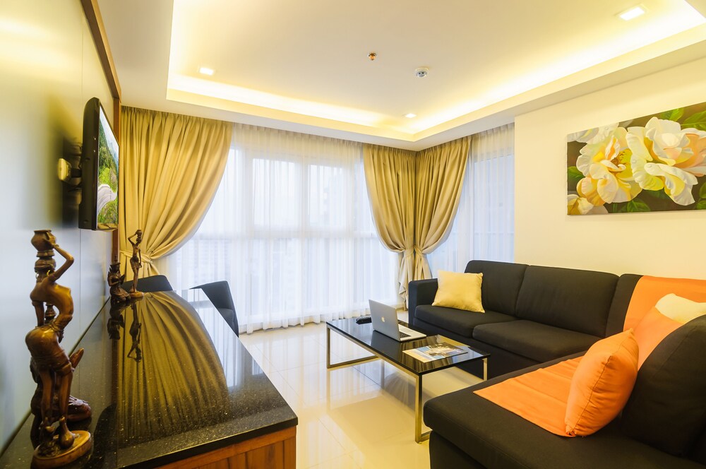 거실 (1 Bedroom Apartment 1217 B with sea view)