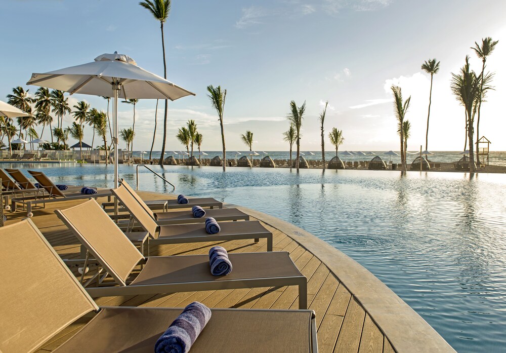 Infinity Pool