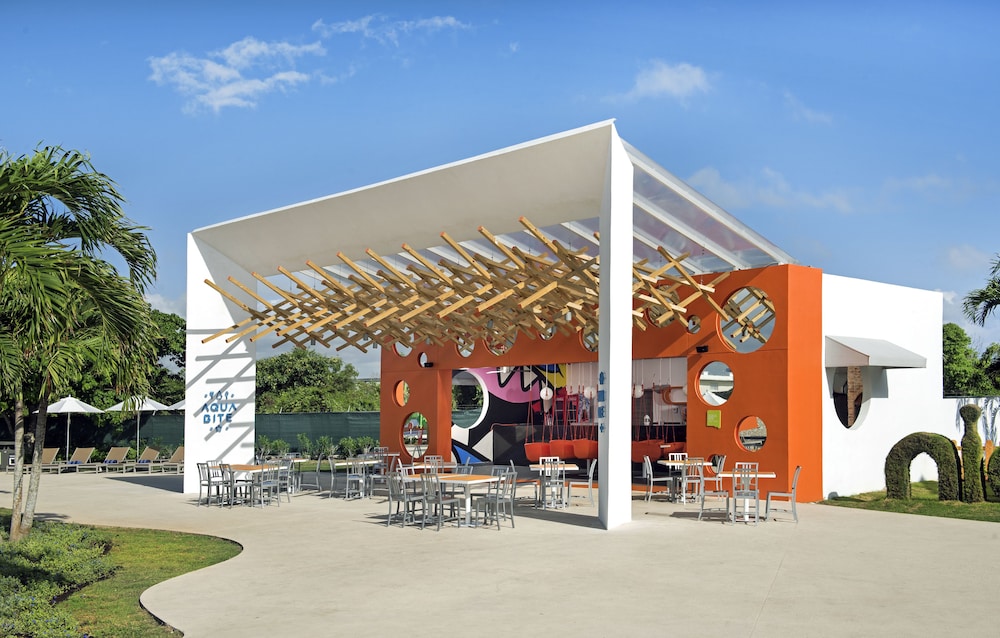 Snack Bar