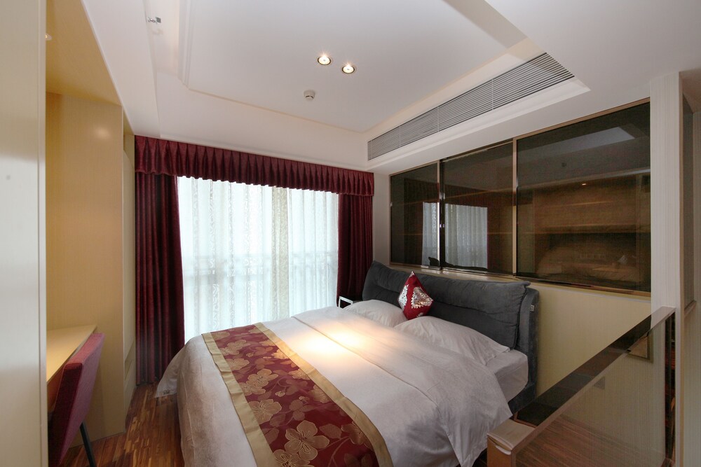 Deluxe Duplex Queen Room - Guestroom