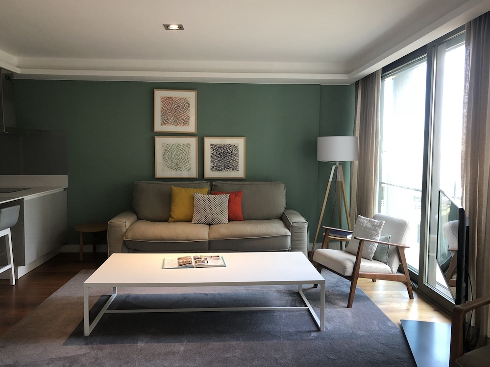 Wohnzimmer (Comfort-Apartment, 1 Schlafzimmer)