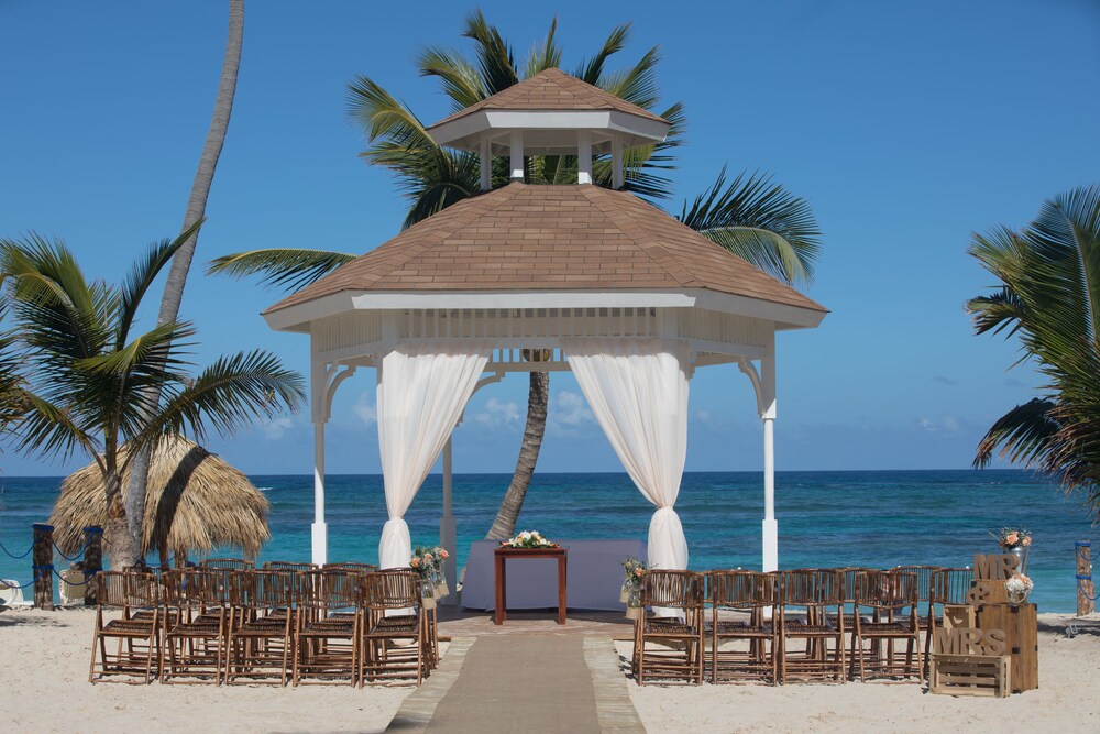 Outdoor Wedding Area