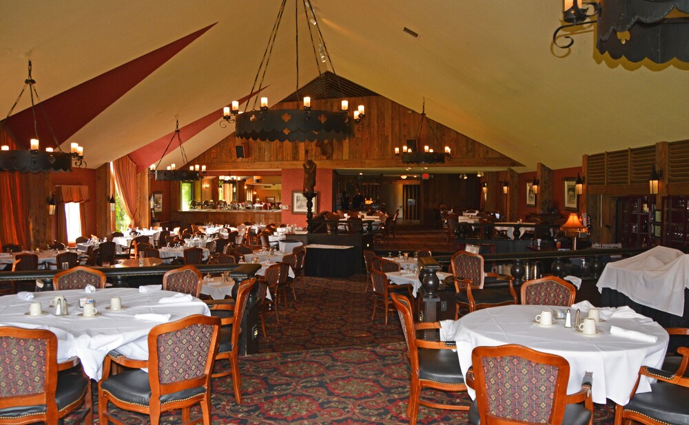 Family Dining