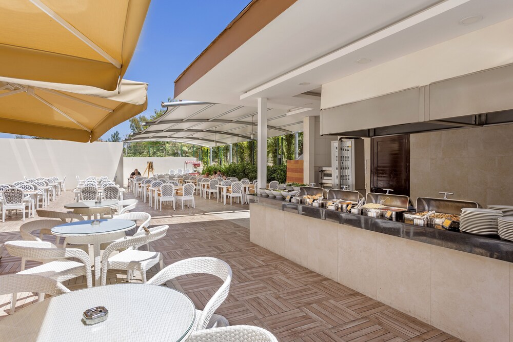 Poolbar