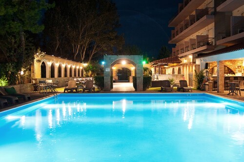 Stefania Beach Hotel