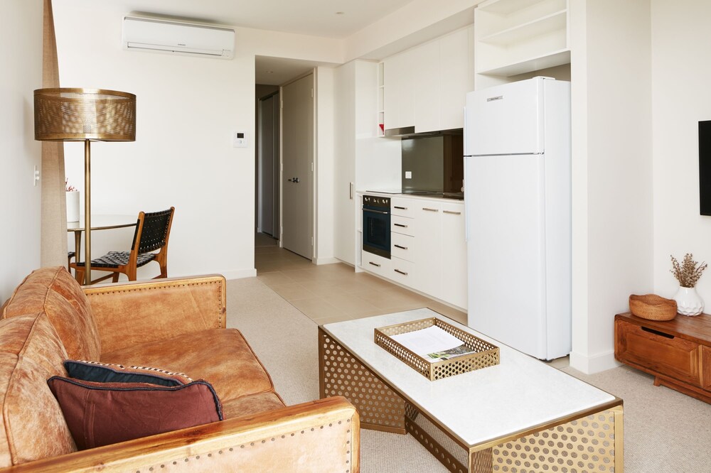 Studio - Guestroom