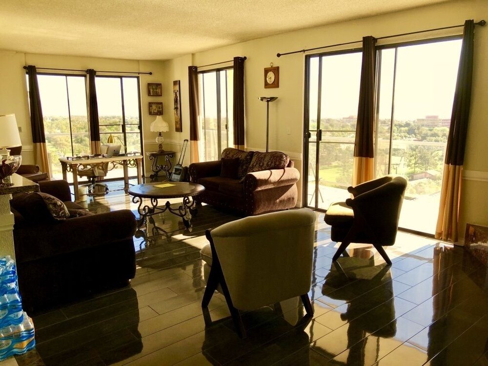 Executive Condo, 2 Bedrooms, Balcony, Pool View - Living Area