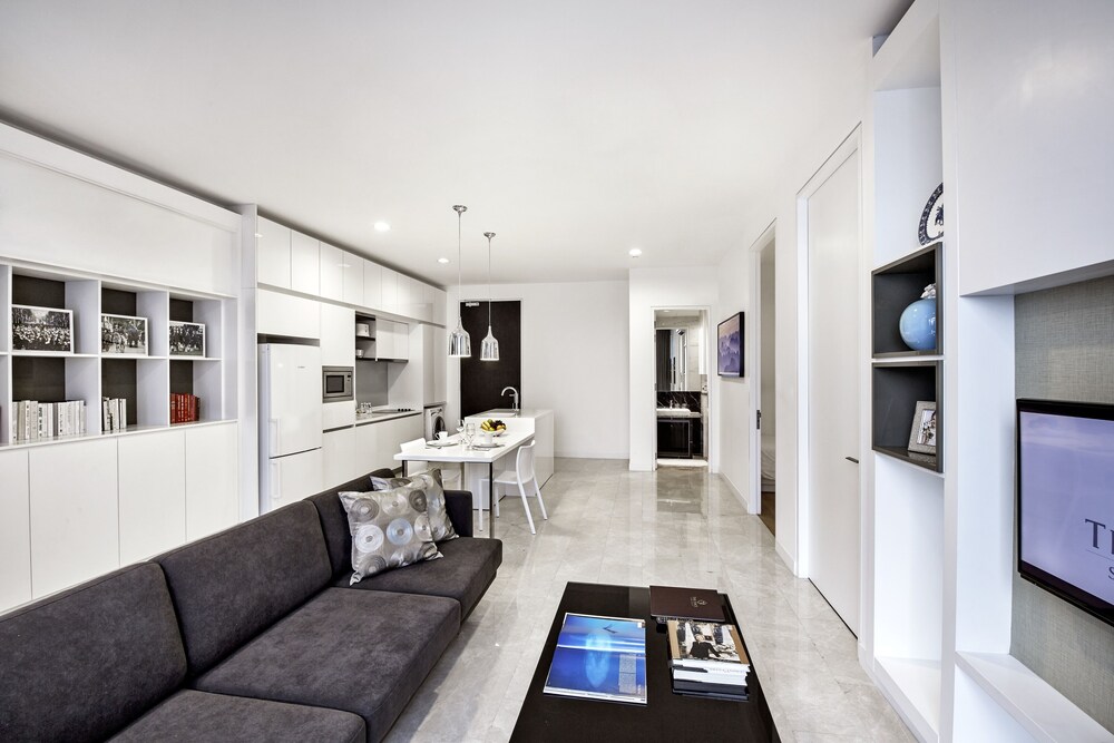 One Bedroom Grand Premier - Living Room