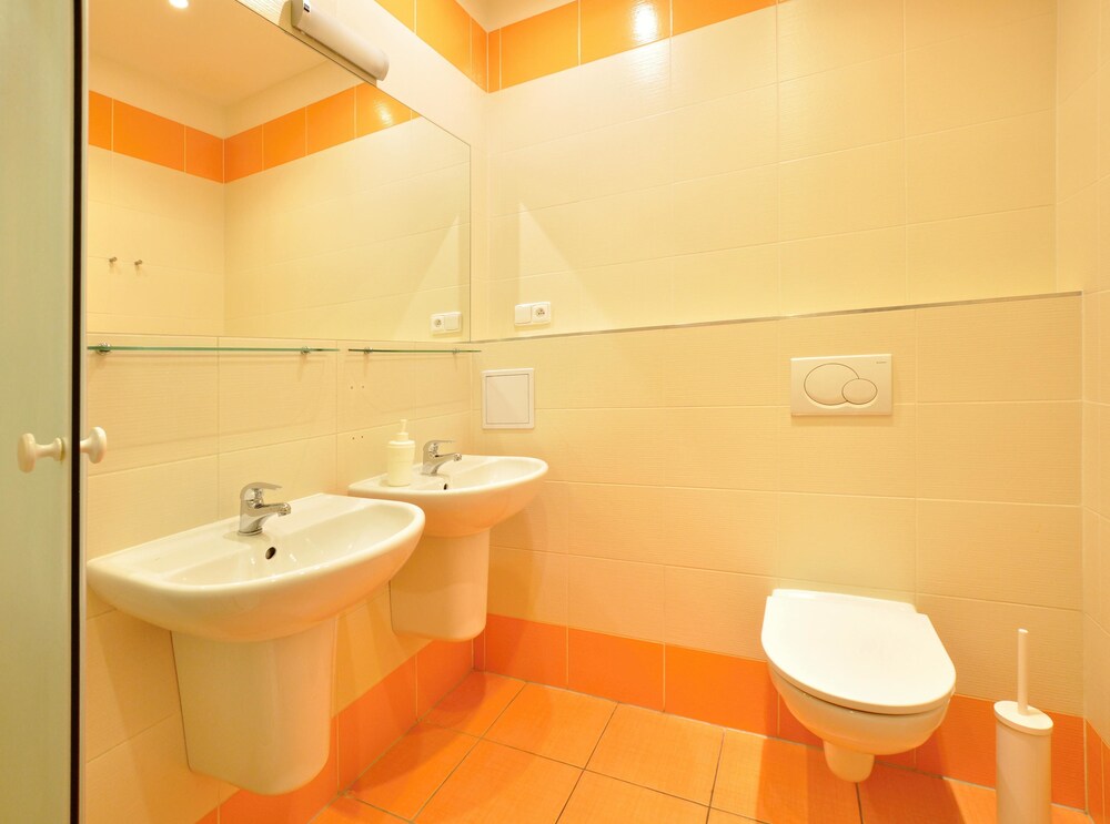욕실 (아파트 (Sleeps 8))