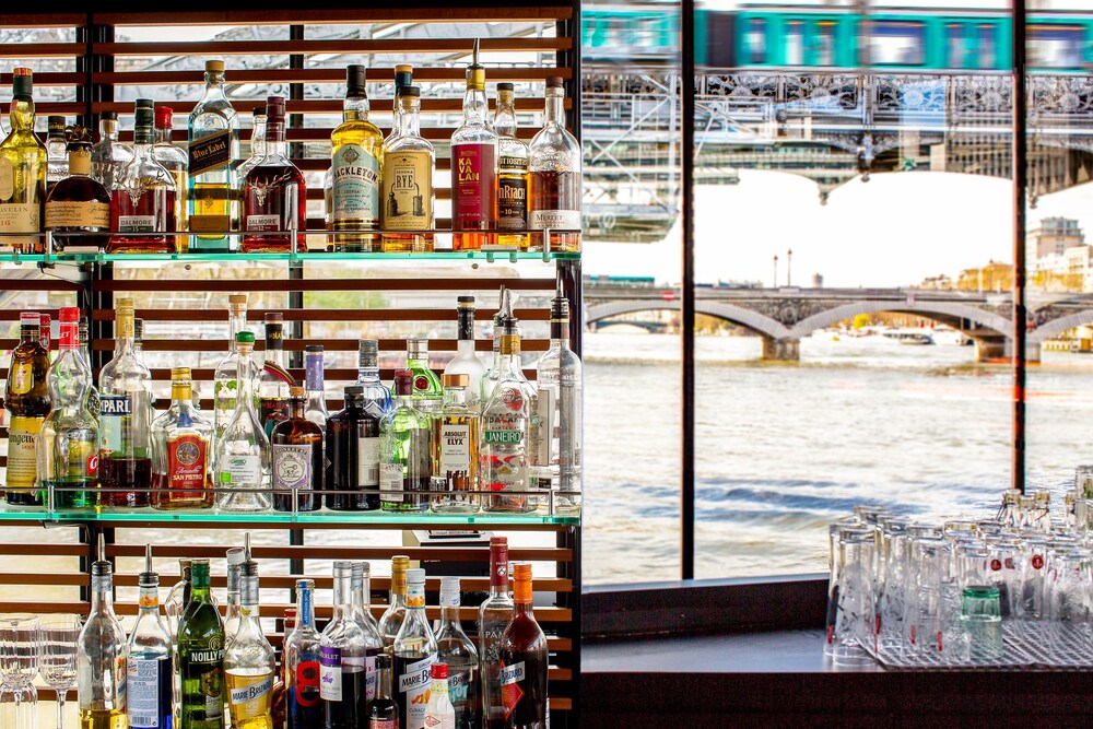 Bar de l'hôtel