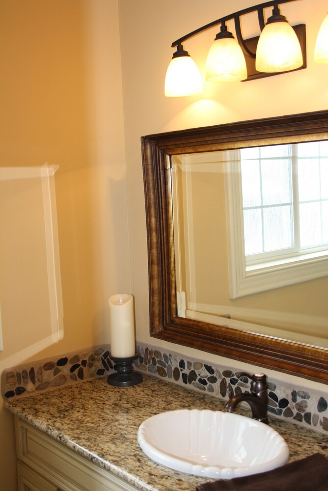 Luxury Cabin, 3 Bedrooms, Balcony (Perch) - Bathroom