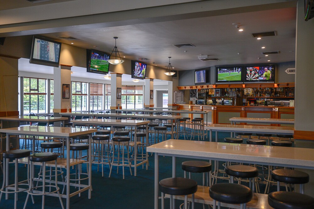 Sports Bar