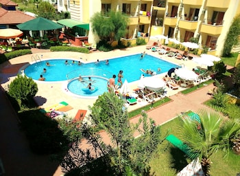 Summer Rose Hotel