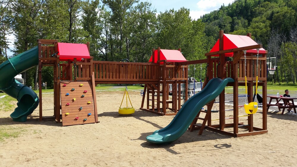 Childrens Play Area - Outdoor